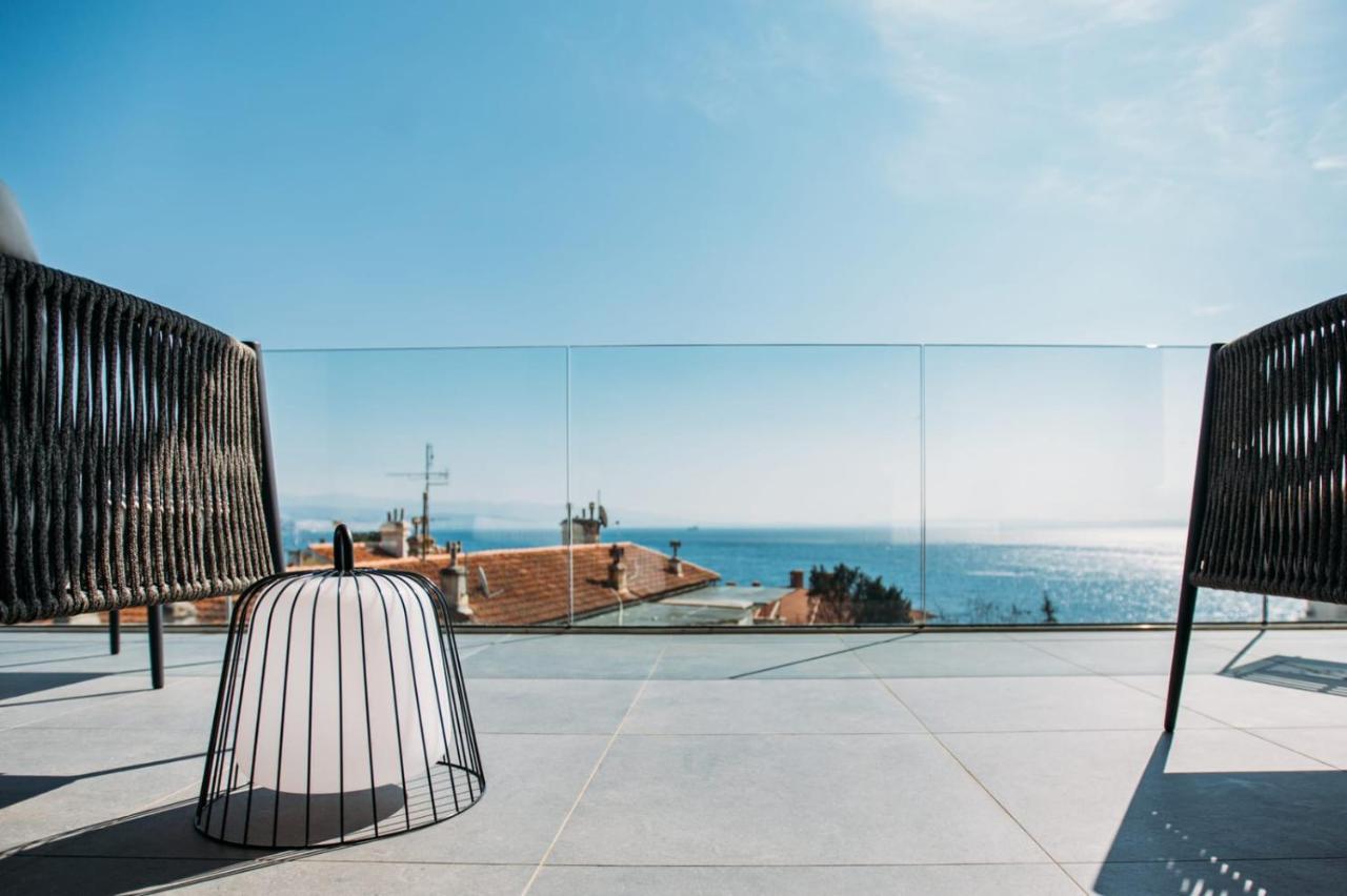 Luxury Apartment Iris Adriatica ***** Opatija Exteriör bild