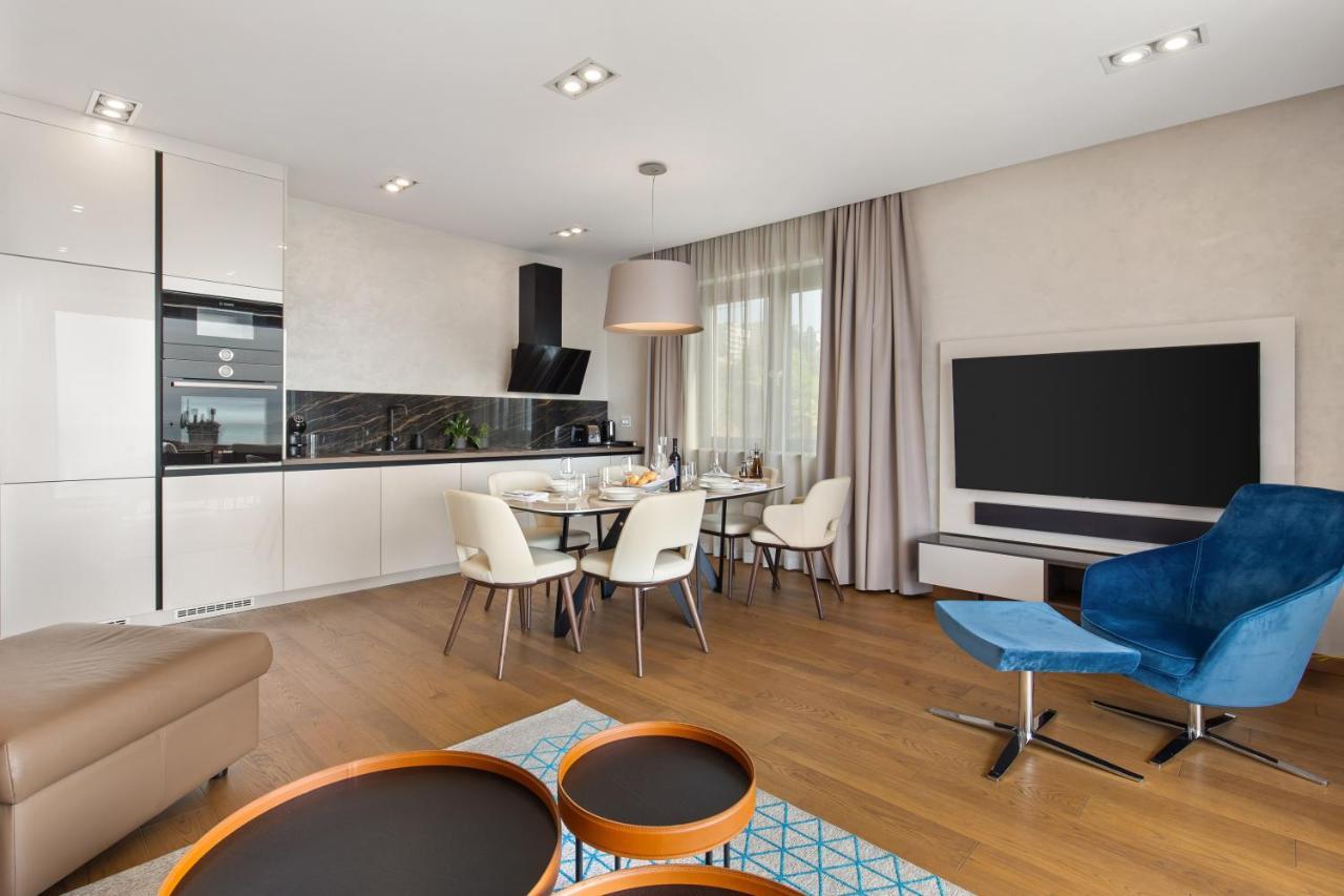 Luxury Apartment Iris Adriatica ***** Opatija Exteriör bild