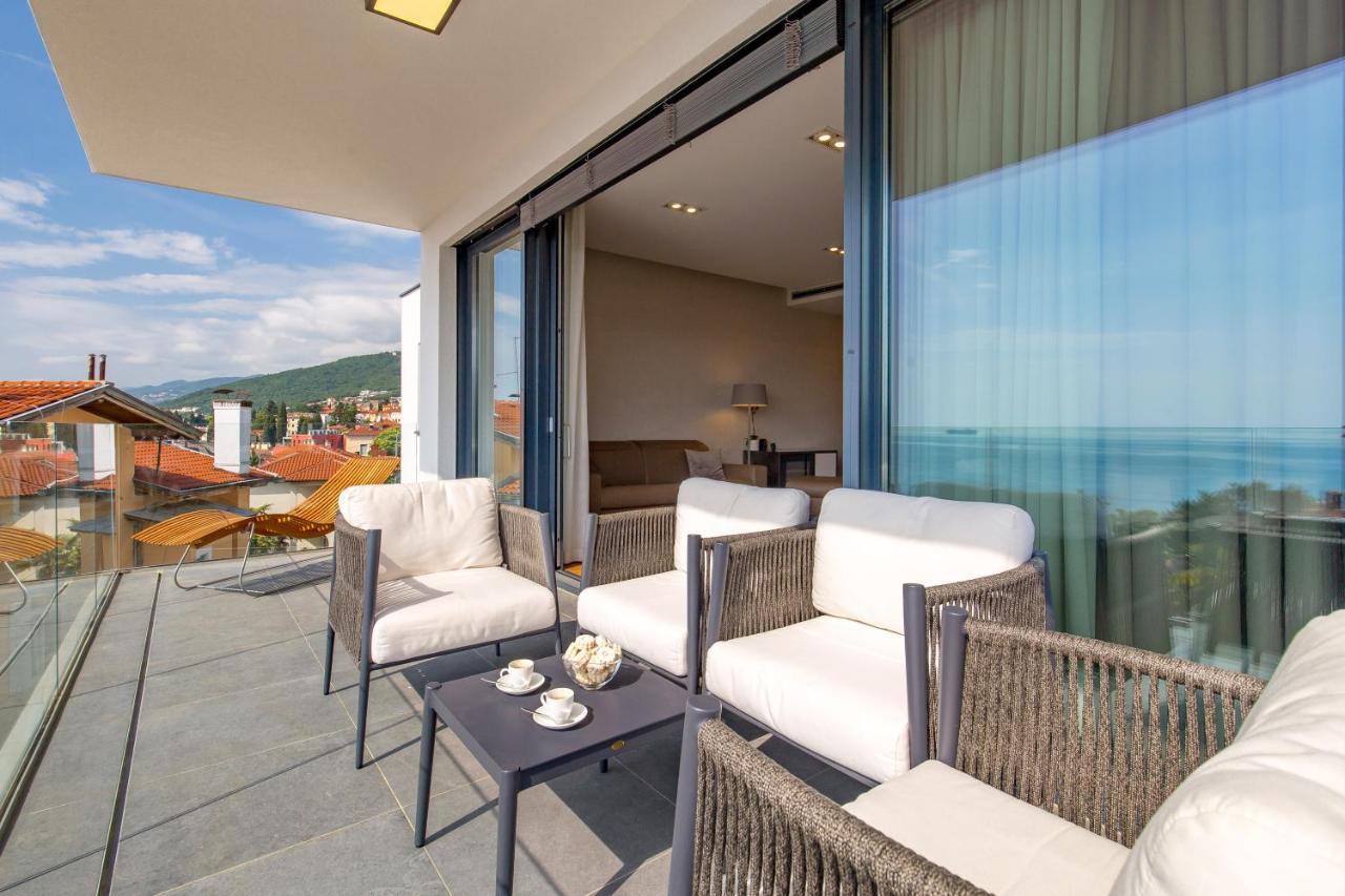 Luxury Apartment Iris Adriatica ***** Opatija Exteriör bild