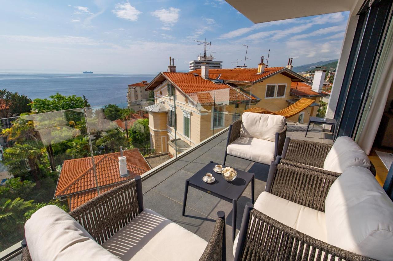 Luxury Apartment Iris Adriatica ***** Opatija Exteriör bild