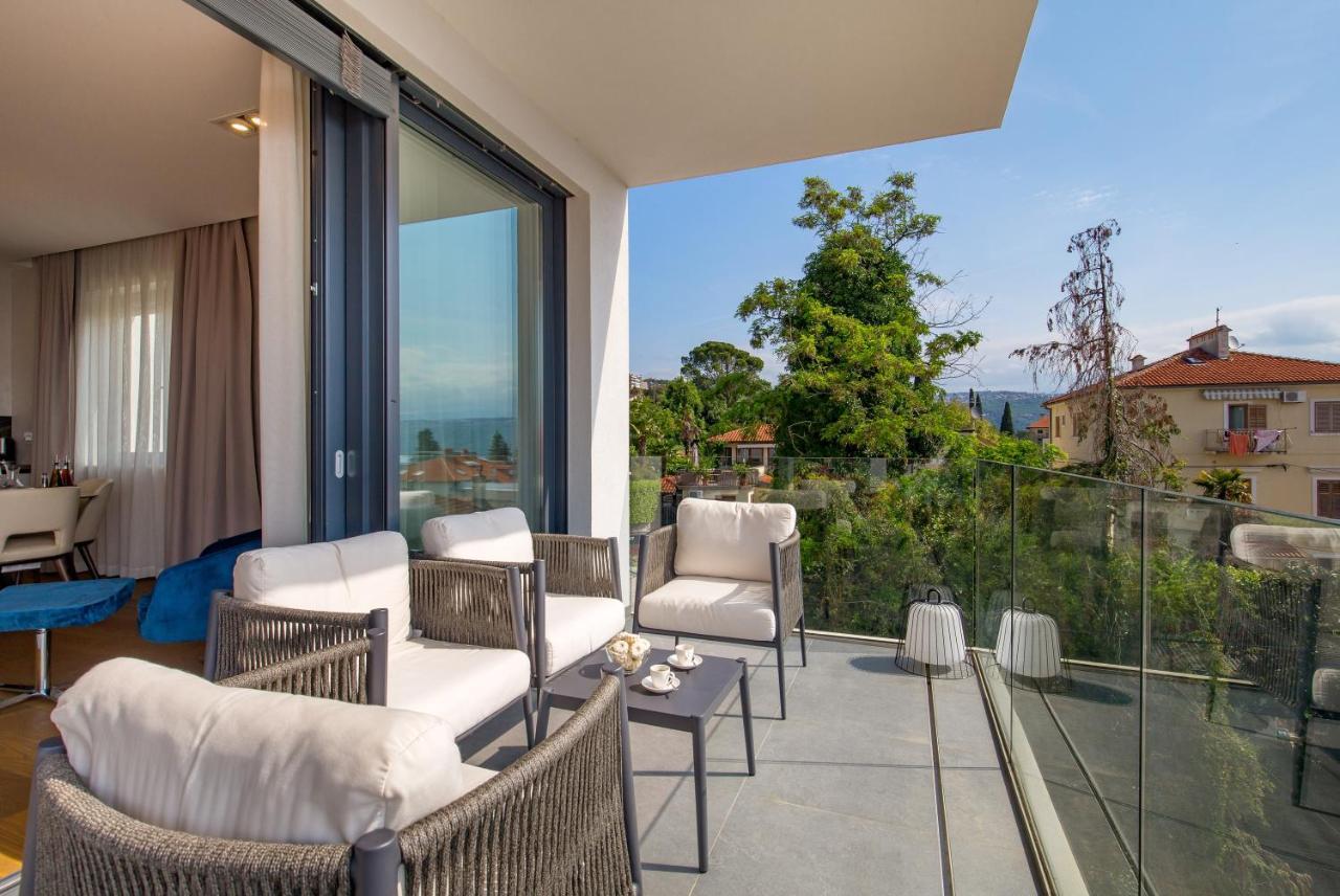 Luxury Apartment Iris Adriatica ***** Opatija Exteriör bild