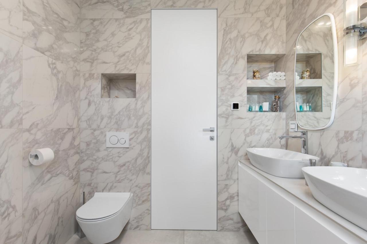Luxury Apartment Iris Adriatica ***** Opatija Exteriör bild